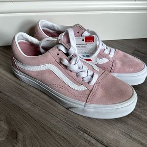 Vans old school pink suede